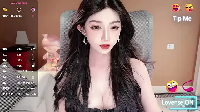 Snapshot of vyizh- chatting on May 2026 02:11:01 PM vyizh- online show from May 2026 02:11:01 PM