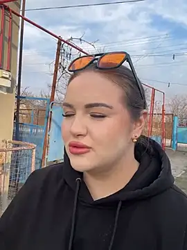 leila beayte  online show from March 2025 02:14:01 PM