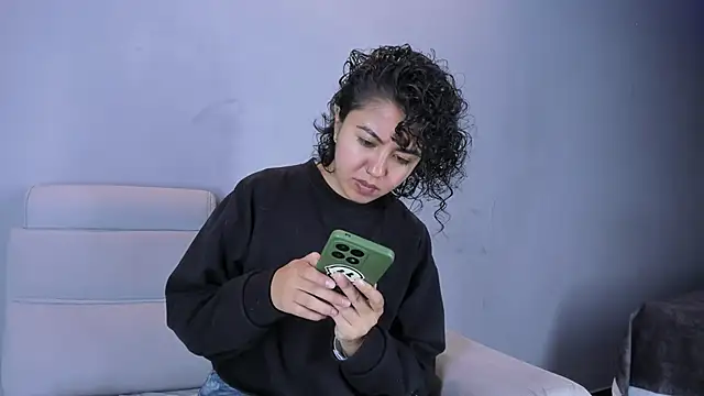 Snapshot of Amareto_ chatting on January 2025 11:59:01 AM Amareto online show from January 2025 11:59:01 AM