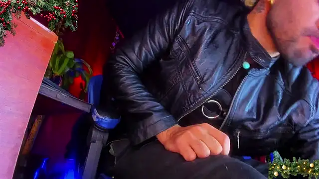 LatinMilk  online show from November 2025 02:47:02 AM