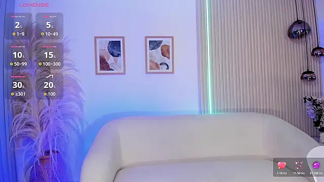 charlotte es online show from November 2025 07:34:02 PM