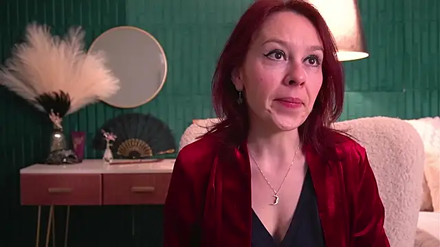 HaileyMoonn online show from April 2026 03:18:02 AM