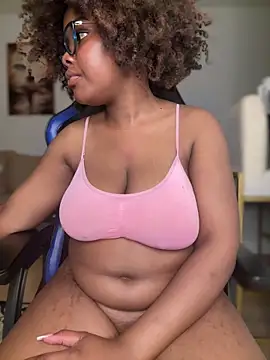 SSEXYBUBBLEBUTT101 online show from December 2024 10:47:01 PM