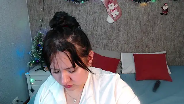 dannarossy  online show from December 2024 06:44:01 AM