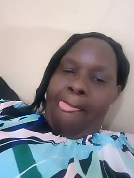 Snapshot of Afriqmom chatting on June 2026 02:32:02 PM Afriqmom online show from June 2026 02:32:02 PM