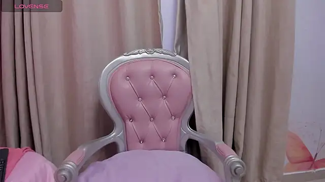 Arianna bigboobs  online show from December 2024 11:20:02 AM