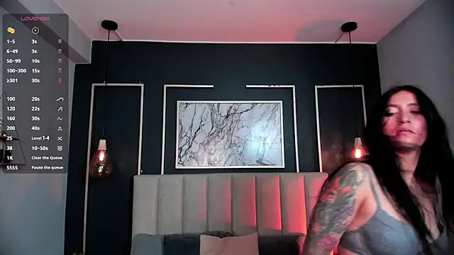 Snapshot of kira_moon__ chatting on October 2025 09:12:02 PM kira moon online show from October 2025 09:12:02 PM