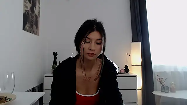 Snapshot of Simply_the_best chatting on February 2025 01:06:01 PM Simply the best online show from February 2025 01:06:01 PM