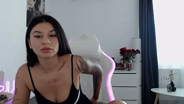 Snapshot of Simply_the_best chatting on October 2025 02:37:01 PM Simply the best online show from October 2025 02:37:01 PM