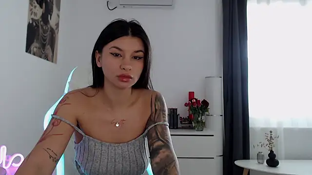 Snapshot of Simply_the_best chatting on October 2025 01:12:01 PM Simply the best online show from October 2025 01:12:01 PM