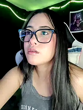 Snapshot of Janna_mnt chatting on October 2025 03:39:02 AM Janna mnt online show from October 2025 03:39:02 AM