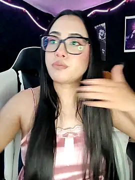 Snapshot of Janna_mnt chatting on October 2025 04:04:02 AM Janna mnt online show from October 2025 04:04:02 AM