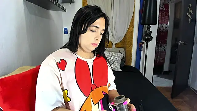 SARAMISHA online show from October 2025 09:02:01 PM