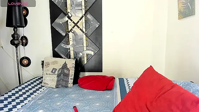 SARAMISHA online show from July 2026 06:58:02 PM