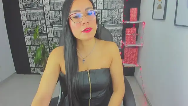 Snapshot of Agata-Moon chatting on January 2025 12:24:02 PM Agata-Moon online show from January 2025 12:24:02 PM