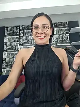 Snapshot of Agata-Moon chatting on January 2025 08:29:01 PM Agata-Moon online show from January 2025 08:29:01 PM