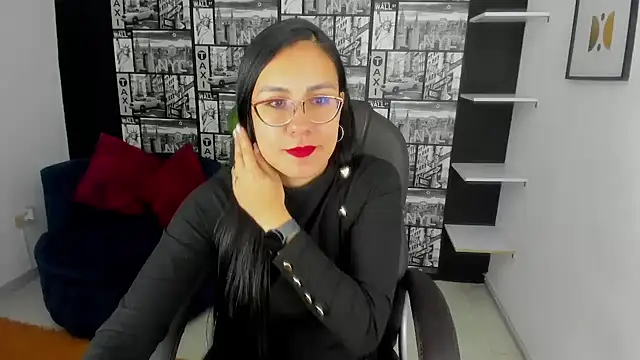 Snapshot of Agata-Moon chatting on January 2025 12:25:01 AM Agata-Moon online show from January 2025 12:25:01 AM