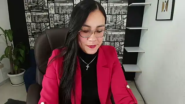 Snapshot of Agata-Moon chatting on February 2025 02:02:01 PM Agata-Moon online show from February 2025 02:02:01 PM
