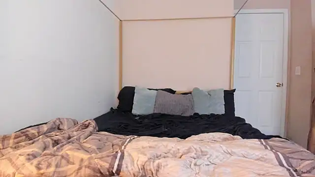 Latinaebony69 online show from February 2025 09:40:01 PM