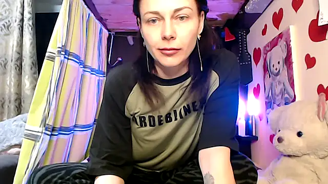 Snapshot of HarleyQuinn_69 chatting on March 2025 08:00:01 PM HarleyQuinn 69 online show from March 2025 08:00:01 PM