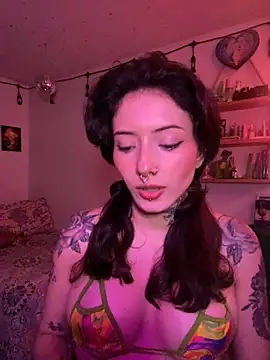 LiliJones  online show from February 2026 06:08:01 PM