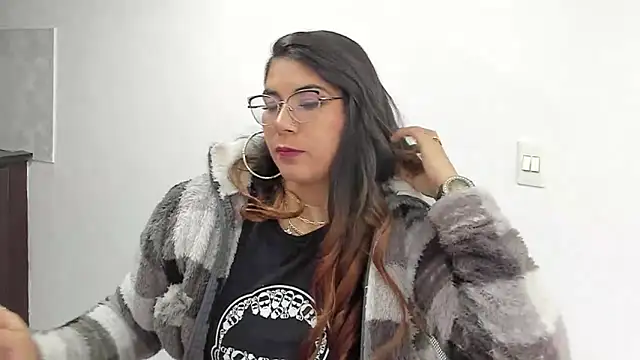 Snapshot of Luna_Dumont chatting on March 2025 11:34:02 AM Luna Dumont online show from March 2025 11:34:02 AM