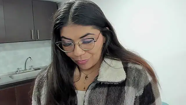Snapshot of Luna_Dumont chatting on September 2025 11:43:01 AM Luna Dumont online show from September 2025 11:43:01 AM