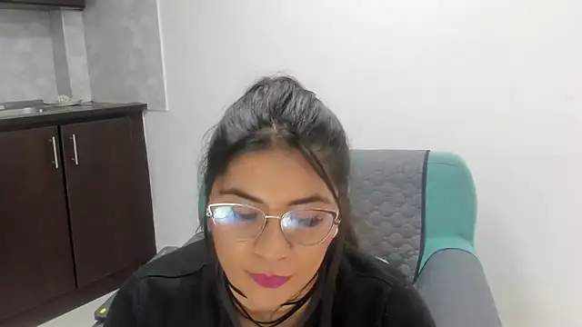 Luna Dumont online show from December 2025 11:17:01 AM