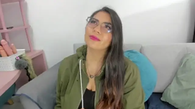 Luna Dumont online show from January 2026 11:03:01 AM