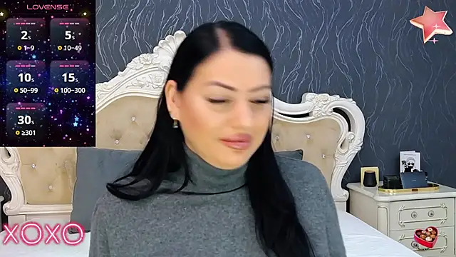 Lauren Saint online show from January 2025 09:00:01 AM