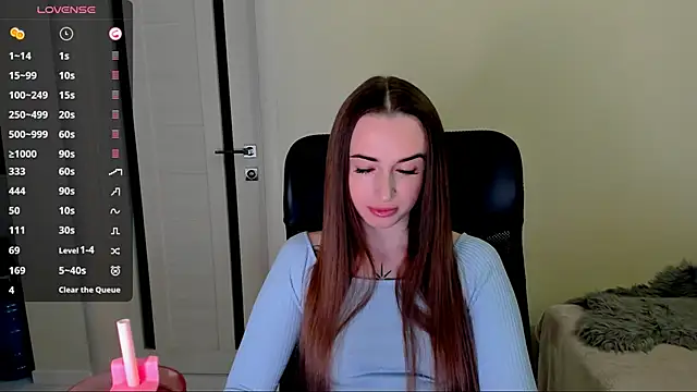 Kimmberr online show from October 2025 03:28:01 AM