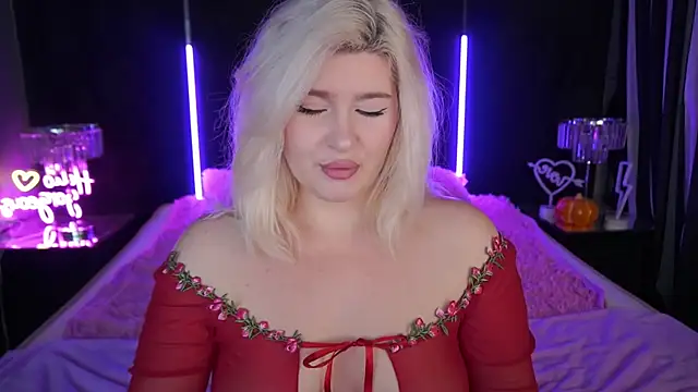 CocoSecretss online show from November 2025 07:44:01 AM