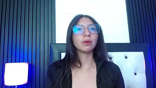 Snapshot of kendall_saenz chatting on October 2025 02:24:02 PM kendall saenz online show from October 2025 02:24:02 PM