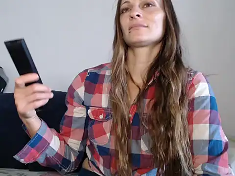 naikah714 online show from October 2025 01:31:02 PM