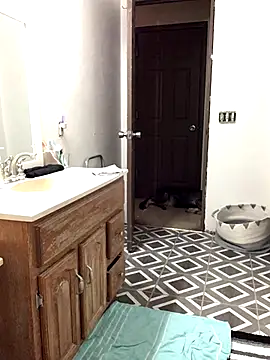 Snapshot of SidneyRaee chatting on October 2025 02:56:01 PM SidneyRaee online show from October 2025 02:56:01 PM