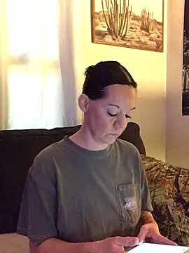 Snapshot of SidneyRaee chatting on October 2025 05:31:01 PM SidneyRaee online show from October 2025 05:31:01 PM