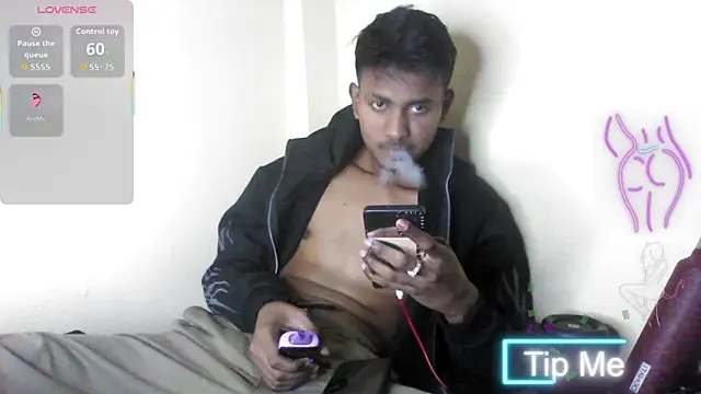 Snapshot of just_fucks chatting on January 2026 06:55:02 PM just fucks online show from January 2026 06:55:02 PM