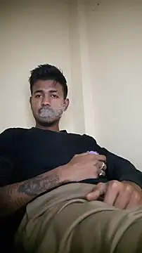 Snapshot of just_fucks chatting on January 2026 03:39:02 PM just fucks online show from January 2026 03:39:02 PM