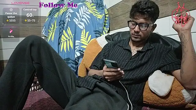 Snapshot of just_fucks chatting on July 2026 01:47:02 PM just fucks online show from July 2026 01:47:02 PM