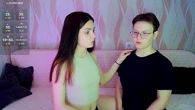  crazy baby  online show from October 2025 07:53:02 PM