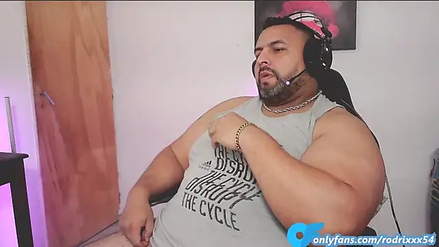 Snapshot of rodrix54 chatting on March 2025 08:53:01 PM rodrix54 online show from March 2025 08:53:01 PM