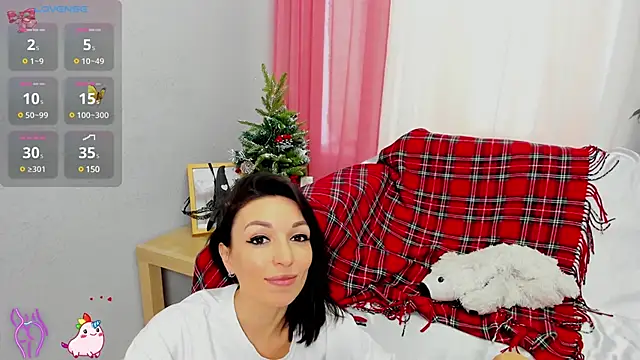 Snapshot of jessica_tiny chatting on December 2024 05:02:01 AM jessica tiny online show from December 2024 05:02:01 AM