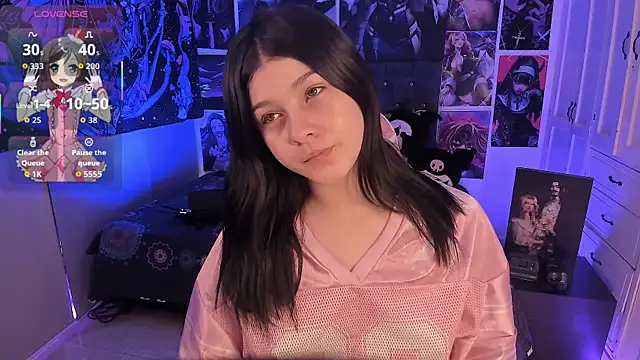 LanaKyutt online show from April 2026 09:56:01 PM