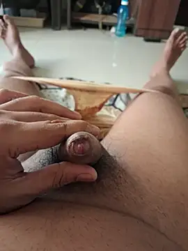 dirtybearr online show from December 2025 04:19:02 AM