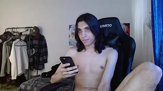 Snapshot of angelitofemboy chatting on December 2024 01:46:01 PM angelitofemboy online show from December 2024 01:46:01 PM