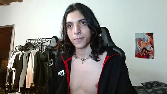 Snapshot of angelitofemboy chatting on December 2024 09:40:02 AM angelitofemboy online show from December 2024 09:40:02 AM