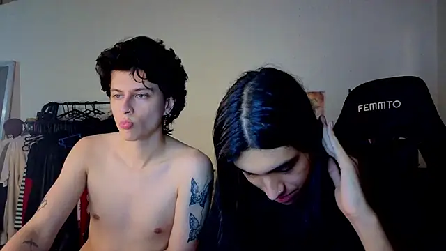 Snapshot of angelitofemboy chatting on October 2025 10:26:02 PM angelitofemboy online show from October 2025 10:26:02 PM