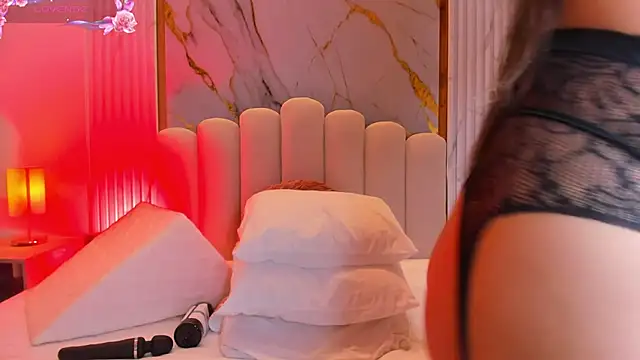 carolriveraa  online show from March 2025 07:53:02 PM