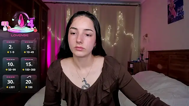 AishaGold online show from January 2026 12:43:02 PM