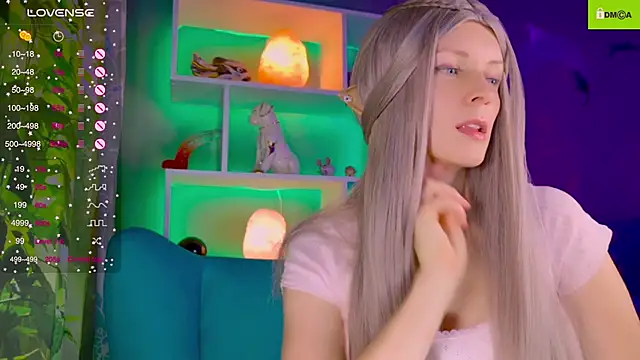 Snapshot of Flash_Summer chatting on October 2025 12:44:02 AM Flash Summer online show from October 2025 12:44:02 AM